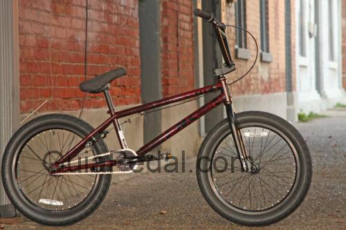 DK Helio ficha tecnica 